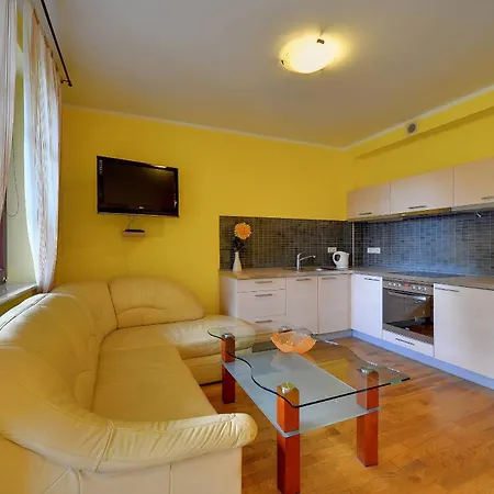Przytulne Sun Seasons 24 W Karpaczu Z Balkonem By Renters Karpacz